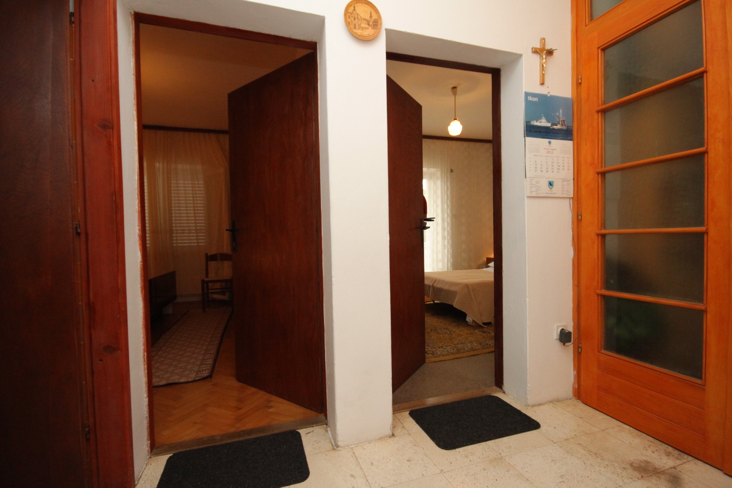 Two bedroom apartment near beach Tkon, Pašman  A-a