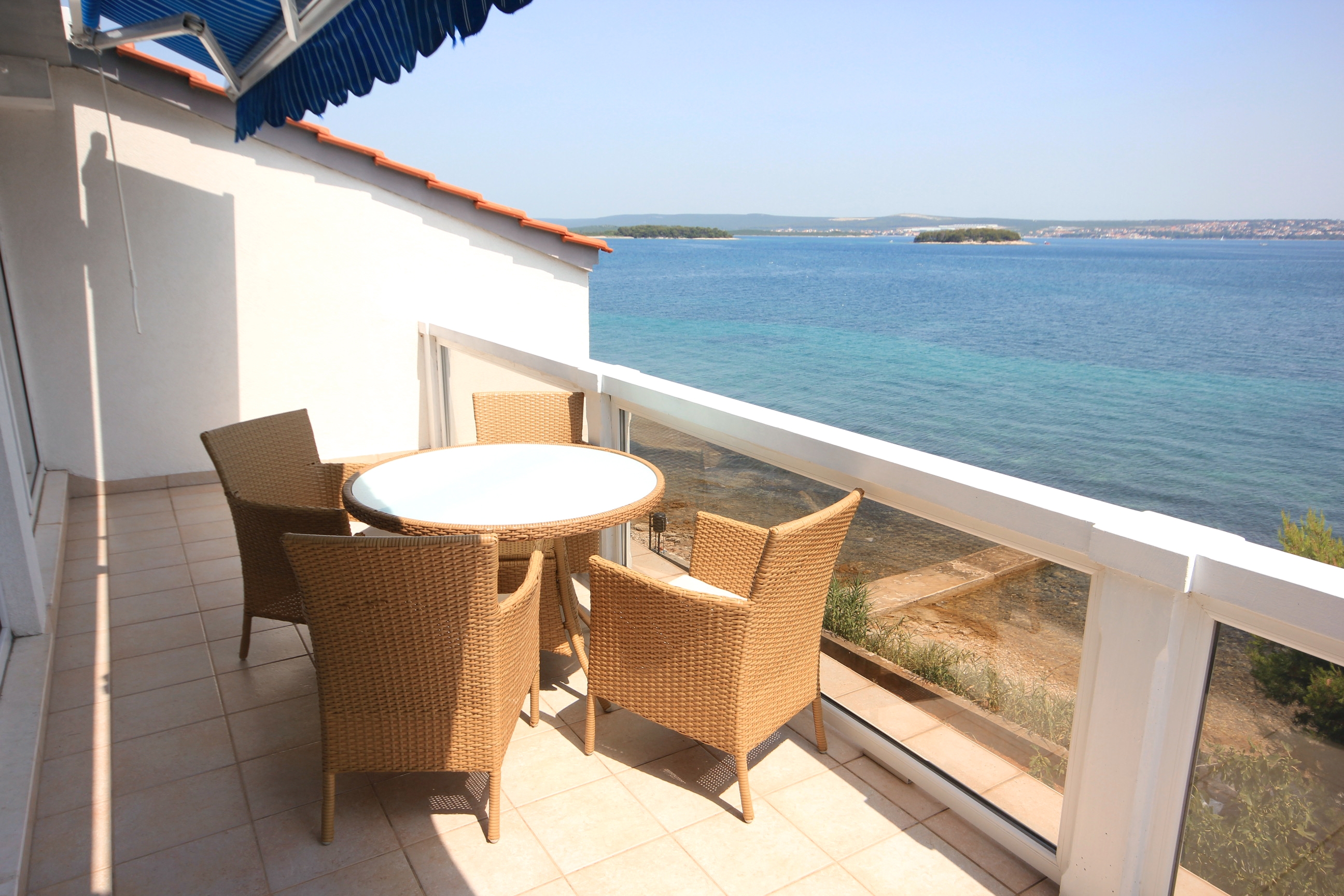 Two bedroom apartment near beach Tkon, Pašman  A-b