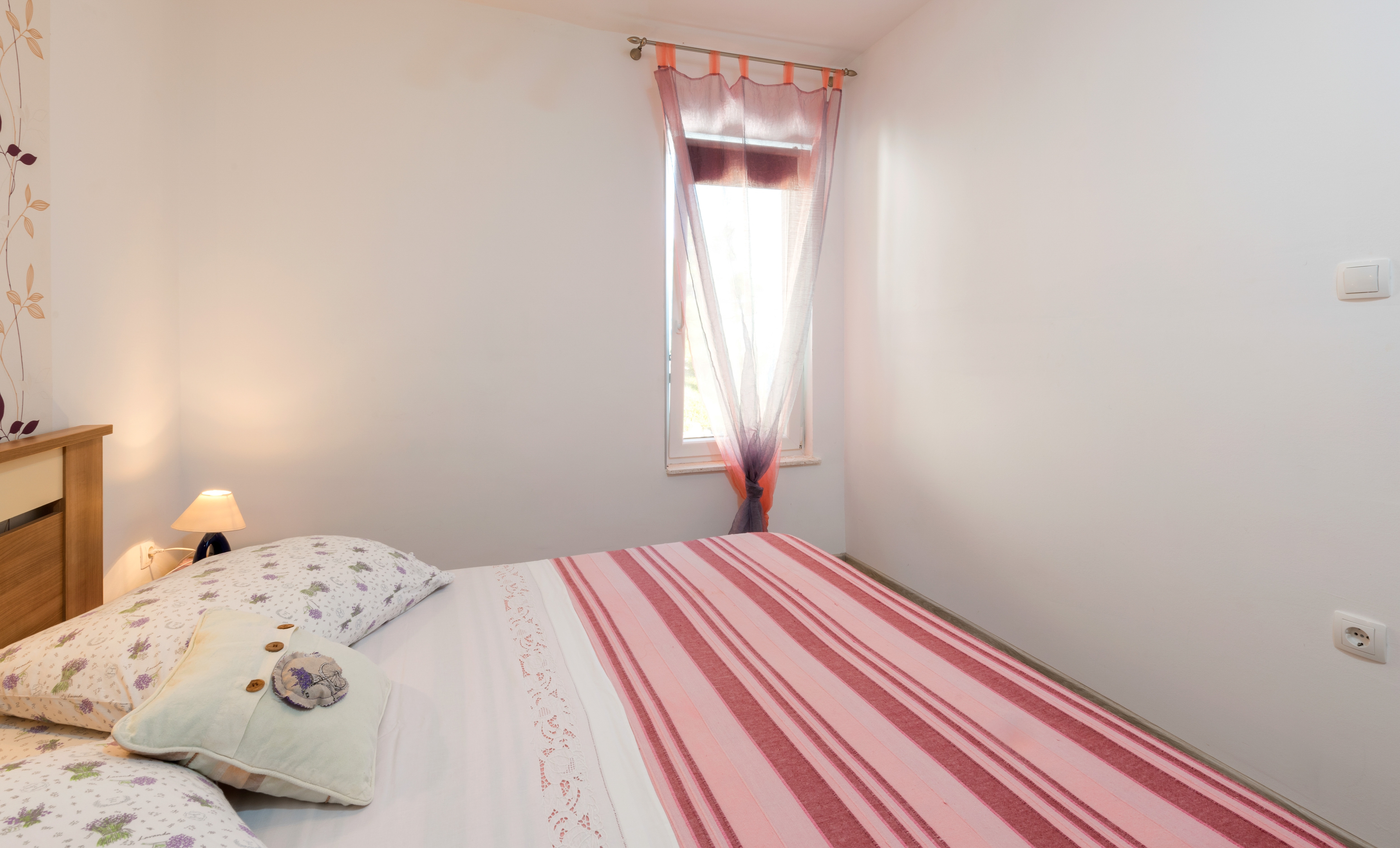 One bedroom apartment near beach Cove Vela Stiniva, Hvar  A-b