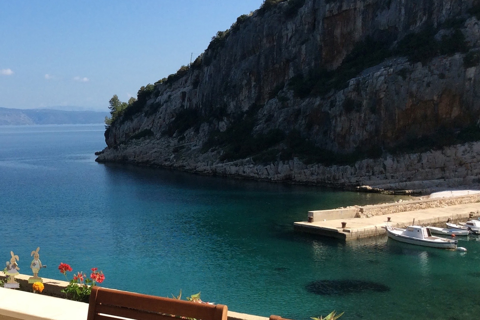One bedroom apartment near beach Cove Vela Stiniva, Hvar  A-b