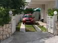 Podaca, Makarska, Parkeerplaats 6875 - Appartementen near sea with pebble beach.