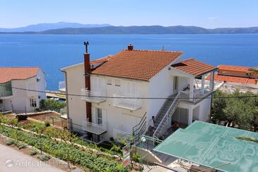 Property Živogošće - Porat, Makarska, Property 6877 - Apartments and Rooms near sea with pebble beach.