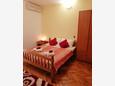 Camera da letto Gradac, Camera da letto nell'alloggi del tipo studio-apartment, condizionatore disponibile, animali domestici ammessi e WiFi.