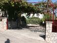 Parking lot Slatine, Čiovo, Parking lot 6888 - Apartments near sea with pebble beach.