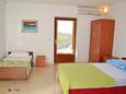 Bedroom 1 Slatine, Bedroom 1 in the apartment, air condition available and WiFi.