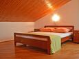 Bedroom 2 Slatine, Bedroom 2 in the apartment, air condition available and WiFi.