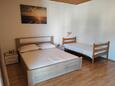 Ložnice Brela, Ložnice v ubytování typu studio-apartment, s klimatizací a WiFi.