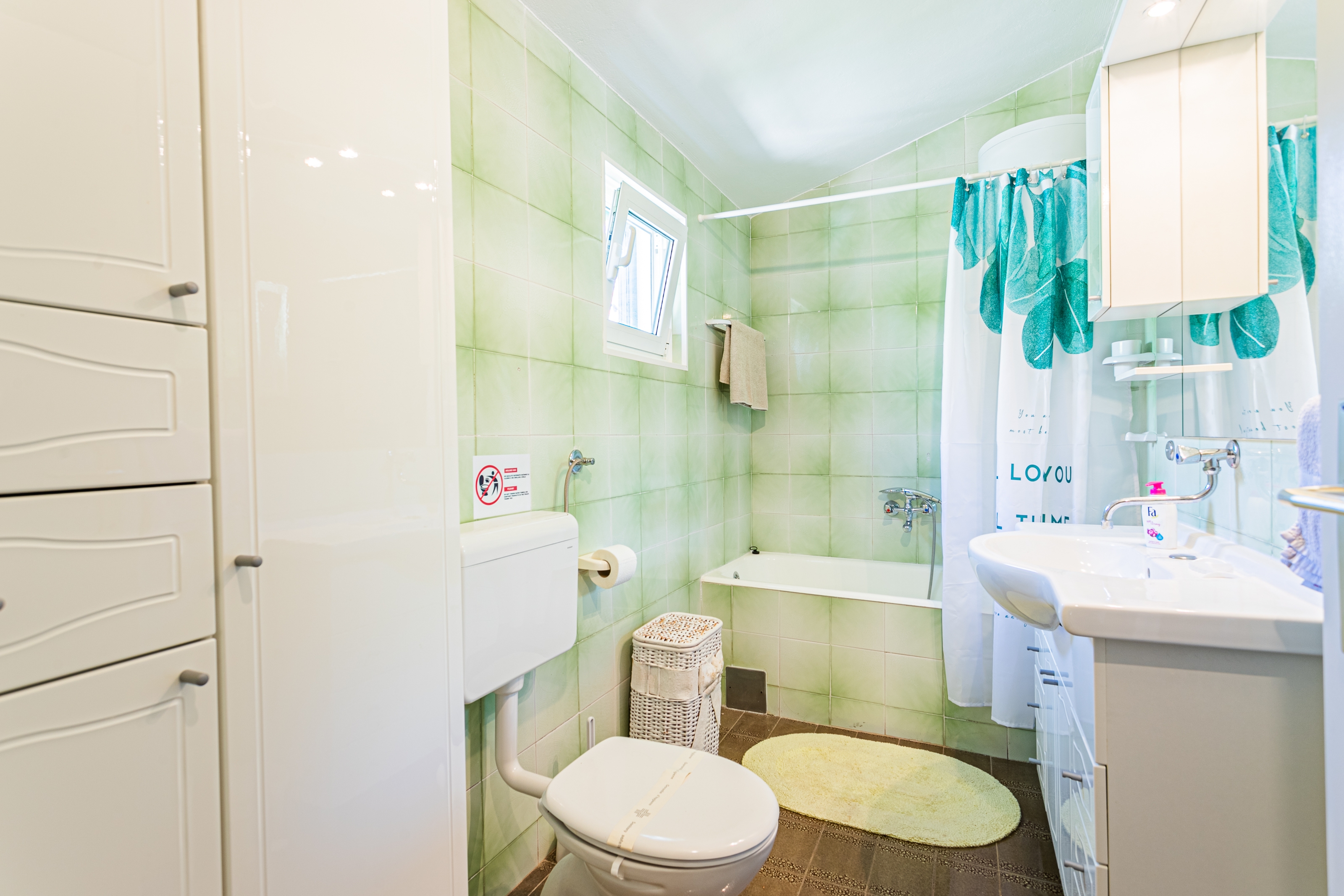One bedroom apartment near beach Živogošće - Porat, Makarska  A-d