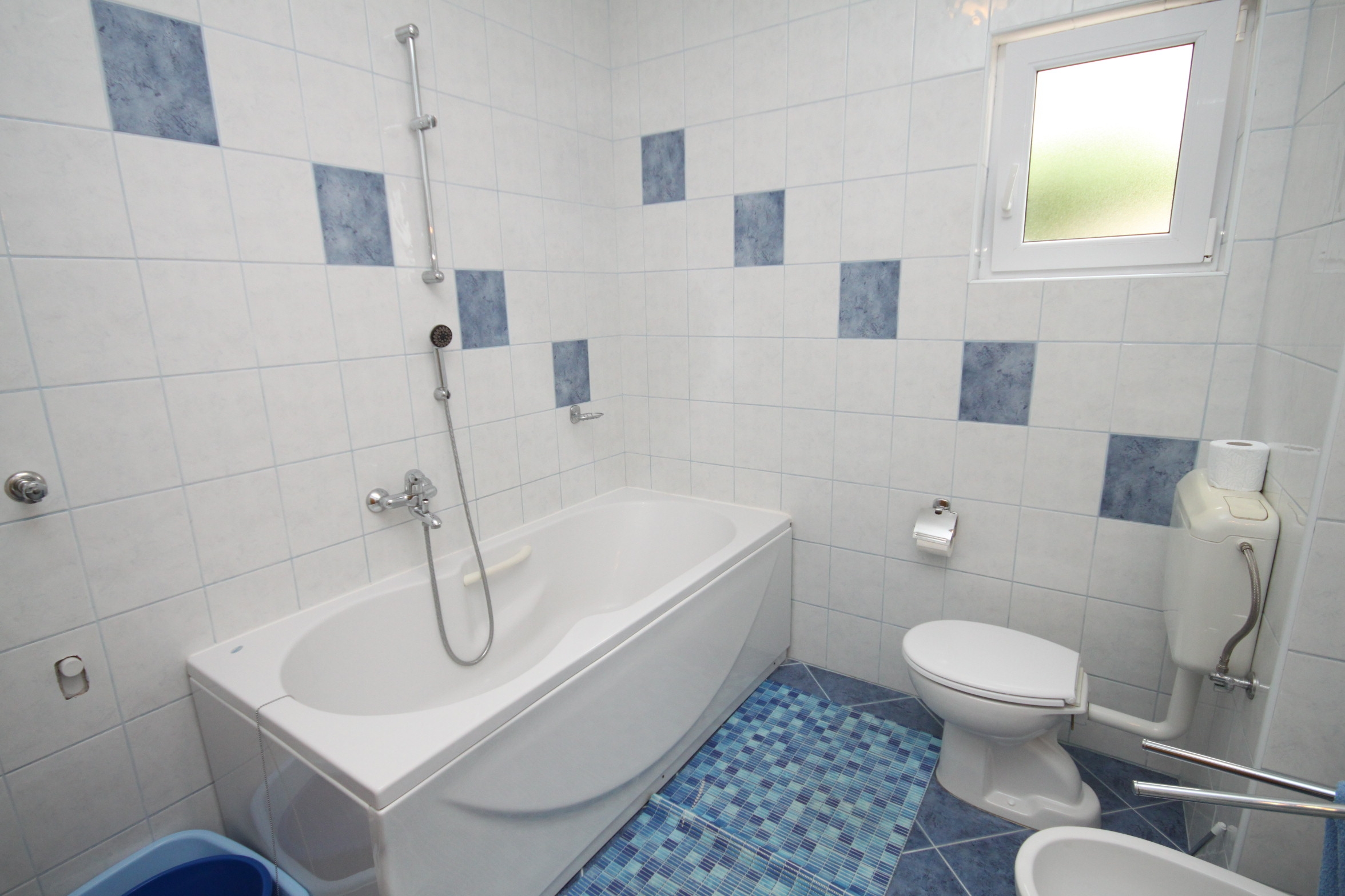 One bedroom apartment with terrace and sea view Brela, Makarska  A-a