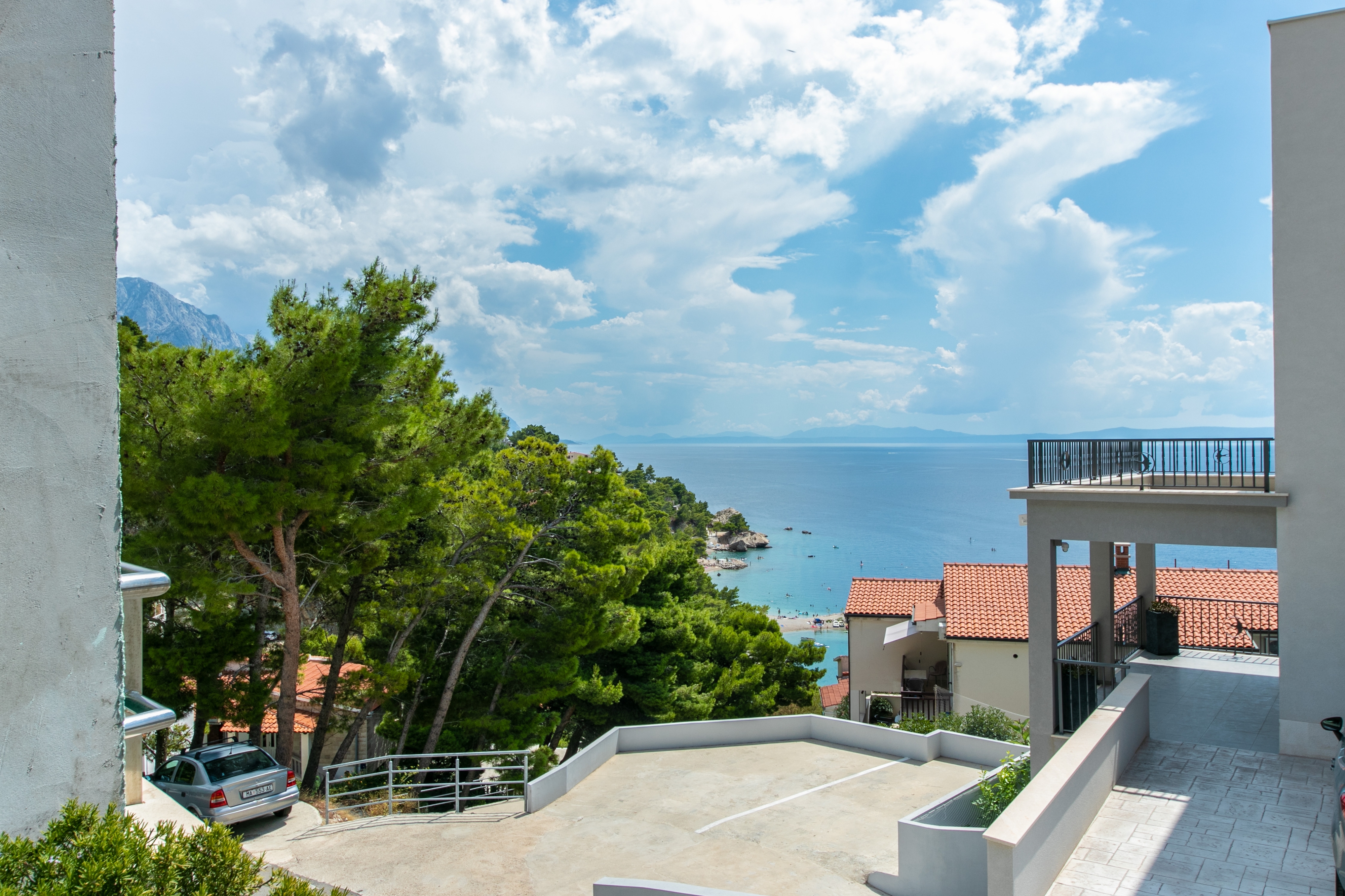 Studio flat with terrace and sea view Brela, Makarska  AS-c