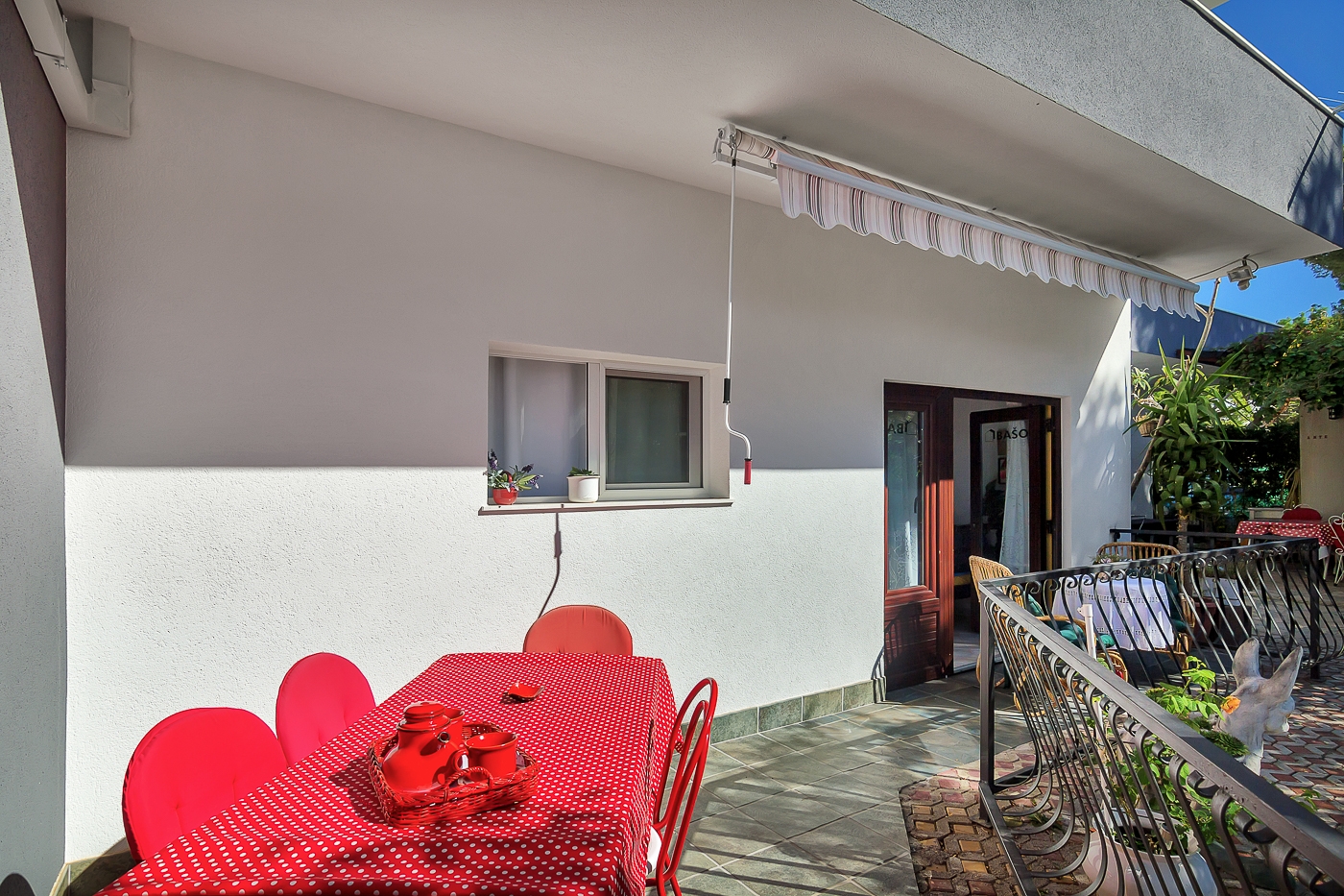 One bedroom apartment with terrace Makarska  A-a