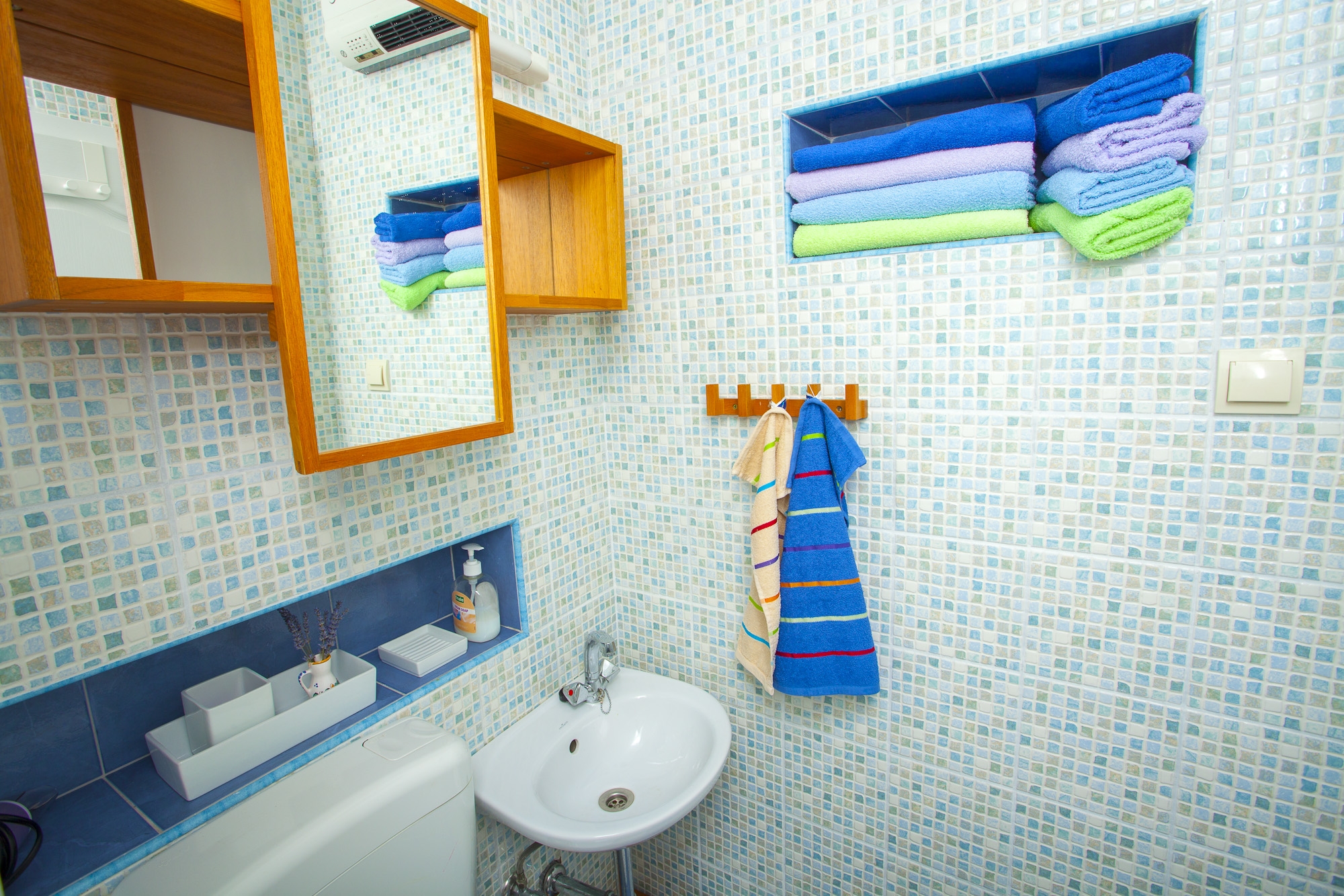 Two bedroom house with terrace and sea view Gornji Tučepi - Podpeć, Makarska  K