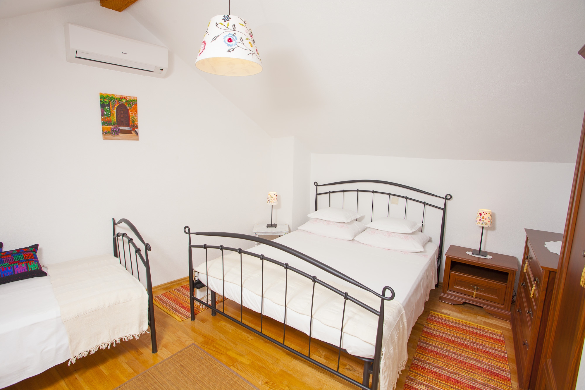 Two bedroom house with terrace and sea view Gornji Tučepi - Podpeć, Makarska  K