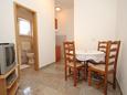 Dining room Tar, Dining room in the apartment, WIFI.