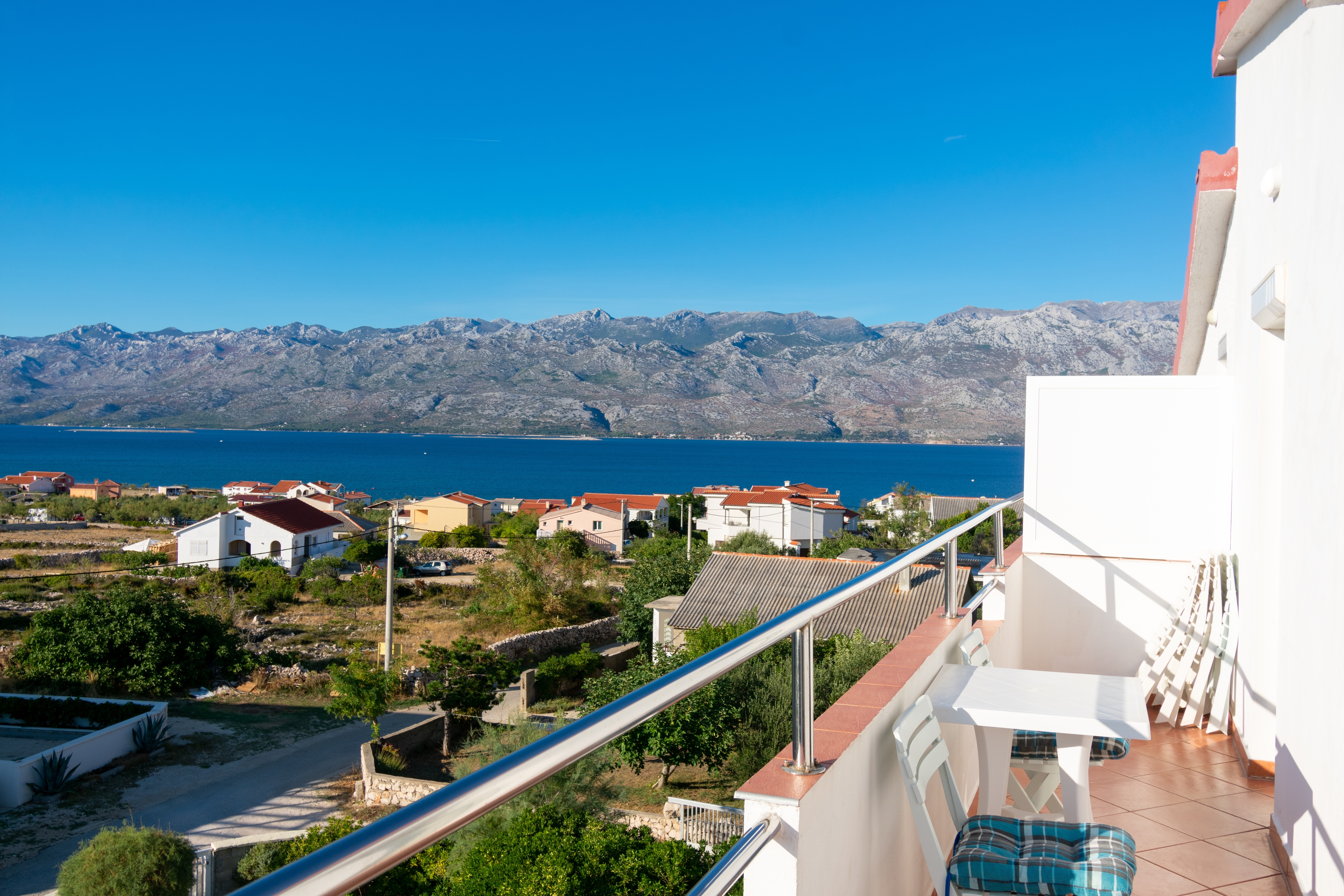 Two bedroom apartment with balcony and sea view Ražanac, Zadar  A-a