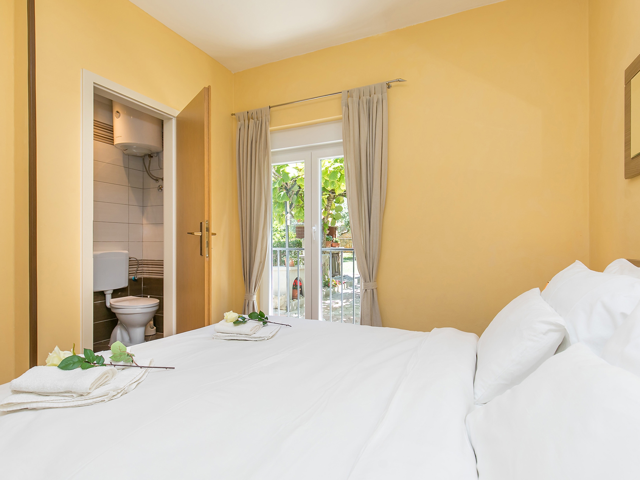 Three bedroom apartment with terrace Poreč  A-a