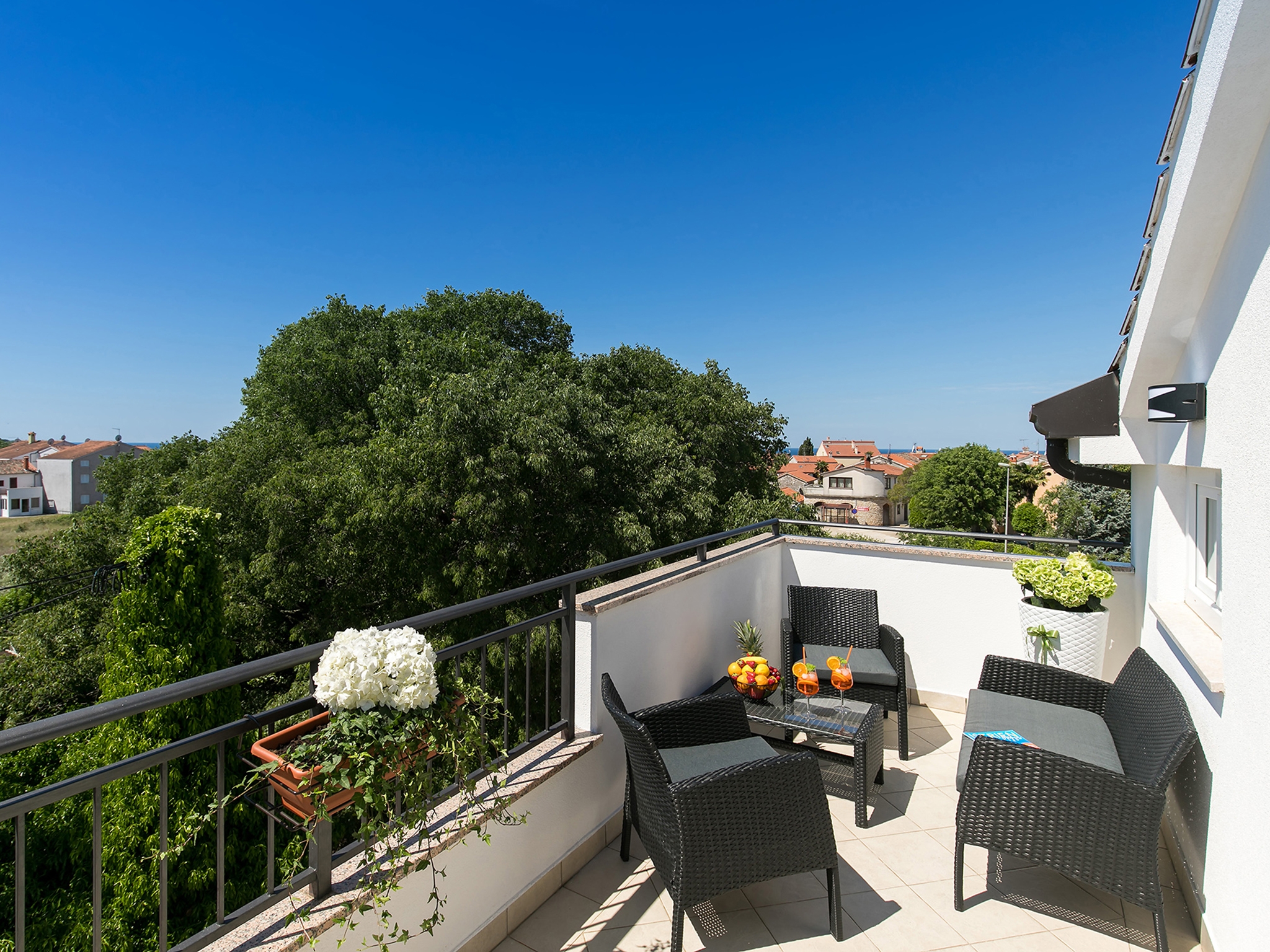 One bedroom apartment with terrace and sea view Poreč  A-a