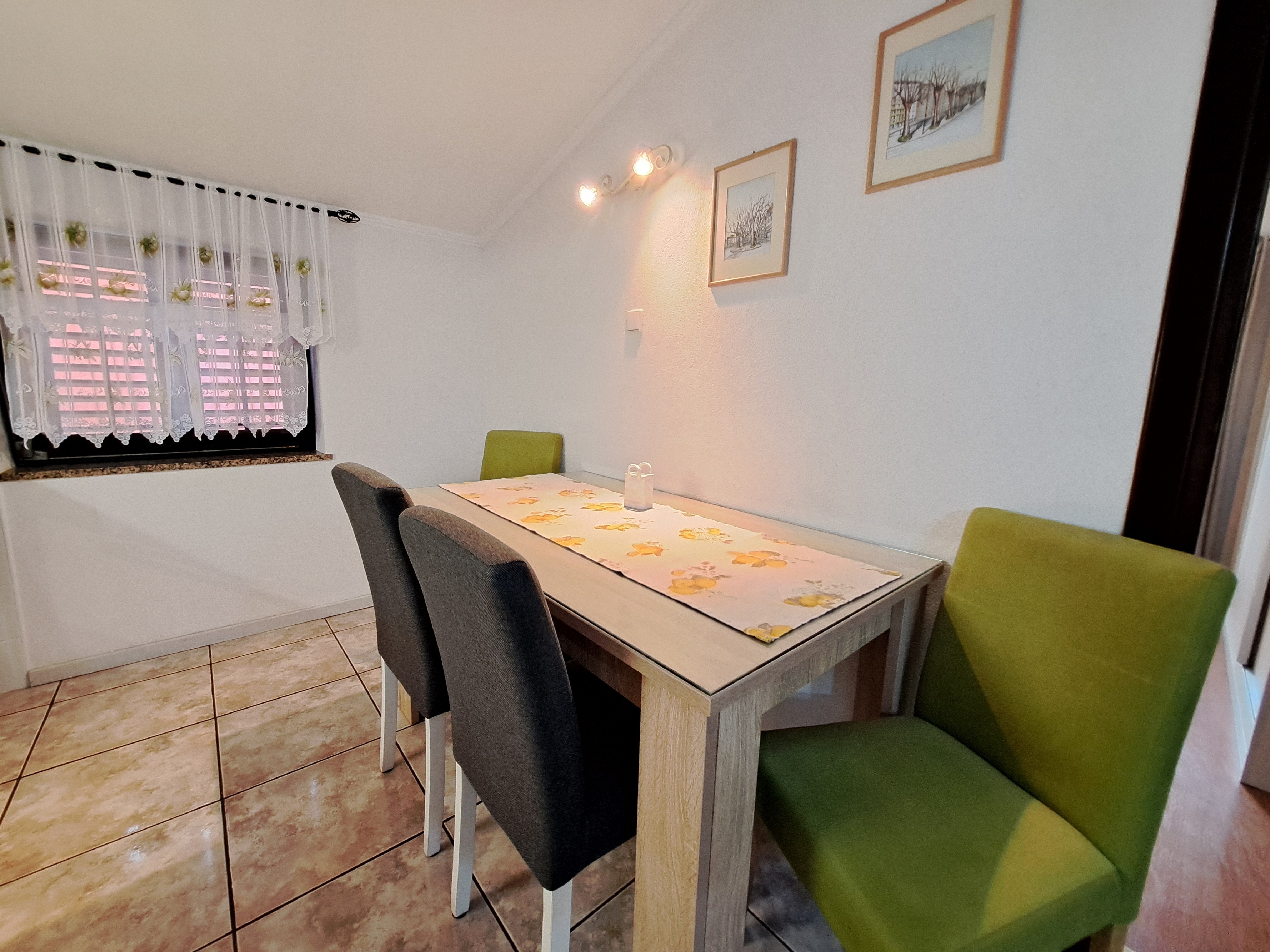 Top Novigrad Fiorini Top Novigrad Fiorini