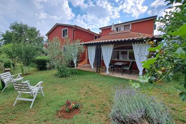 Property Fiorini, Novigrad, Property 6926 - Apartments in Croatia.
