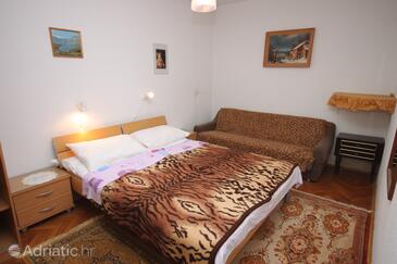 Bedroom Novigrad, Bedroom in the room, dopusteni kucni ljubimci i WIFI.