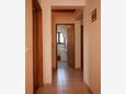 Umag, Hallway in the apartment, air condition available and WiFi.