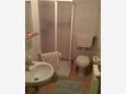 Bathroom 2 Umag, Bathroom 2 in the apartment, (pet friendly) and WiFi.
