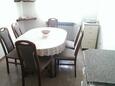 Umag, Dining room in the apartment, (pet friendly) and WiFi.