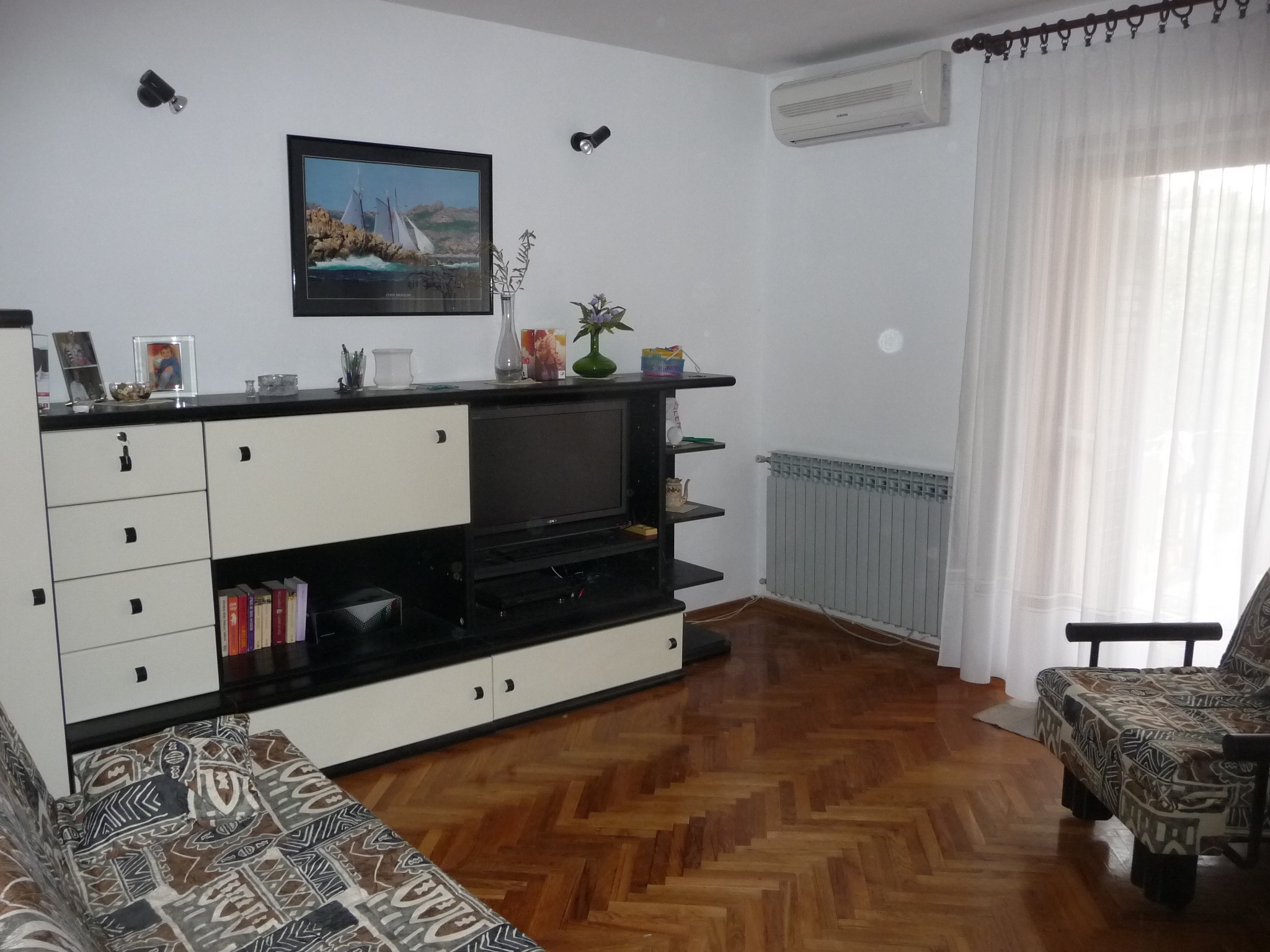 Two bedroom apartment with terrace Umag  A-b