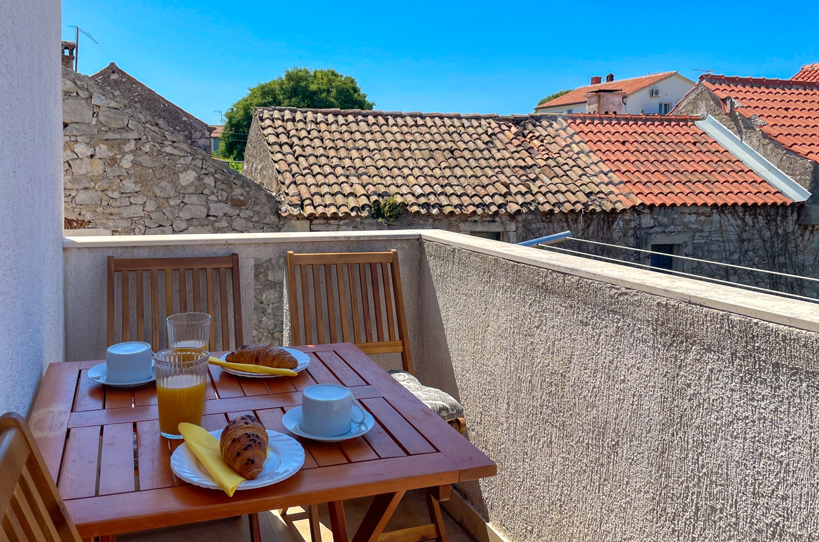 Dvosobni apartman s balkonom Pašman  A-c