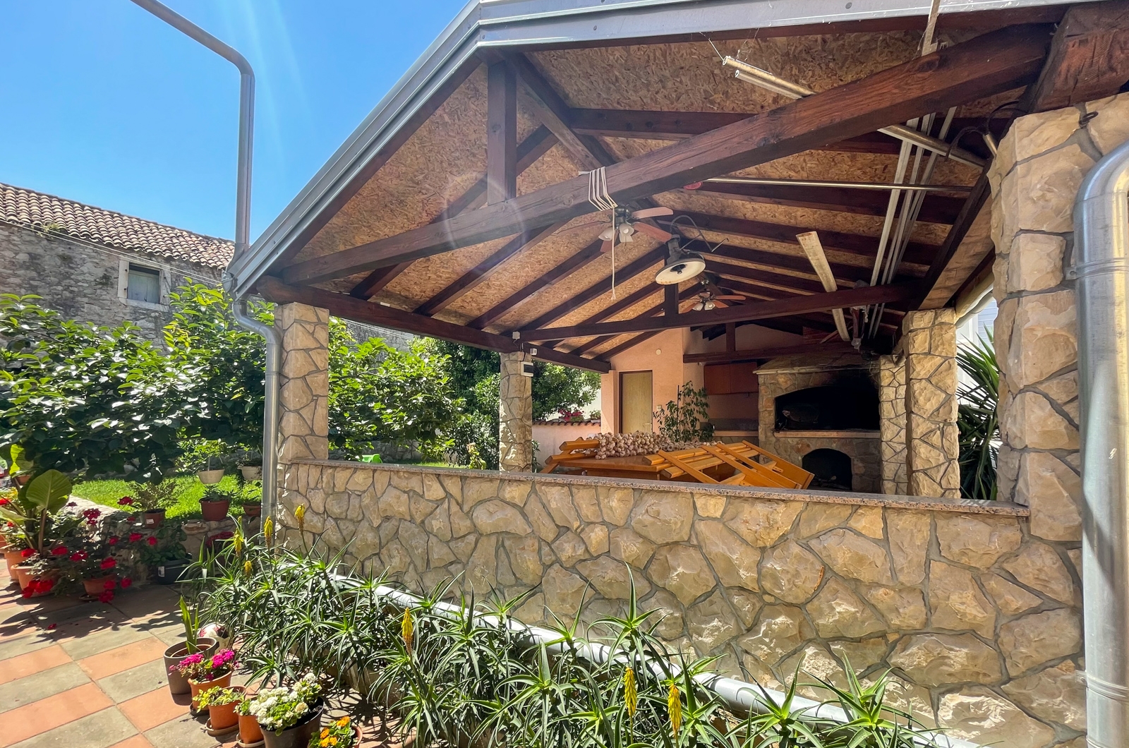 Two bedroom apartment with balcony Pašman (A-694-c) Two bedroom apartment with balcony Pašman (A-694-c)