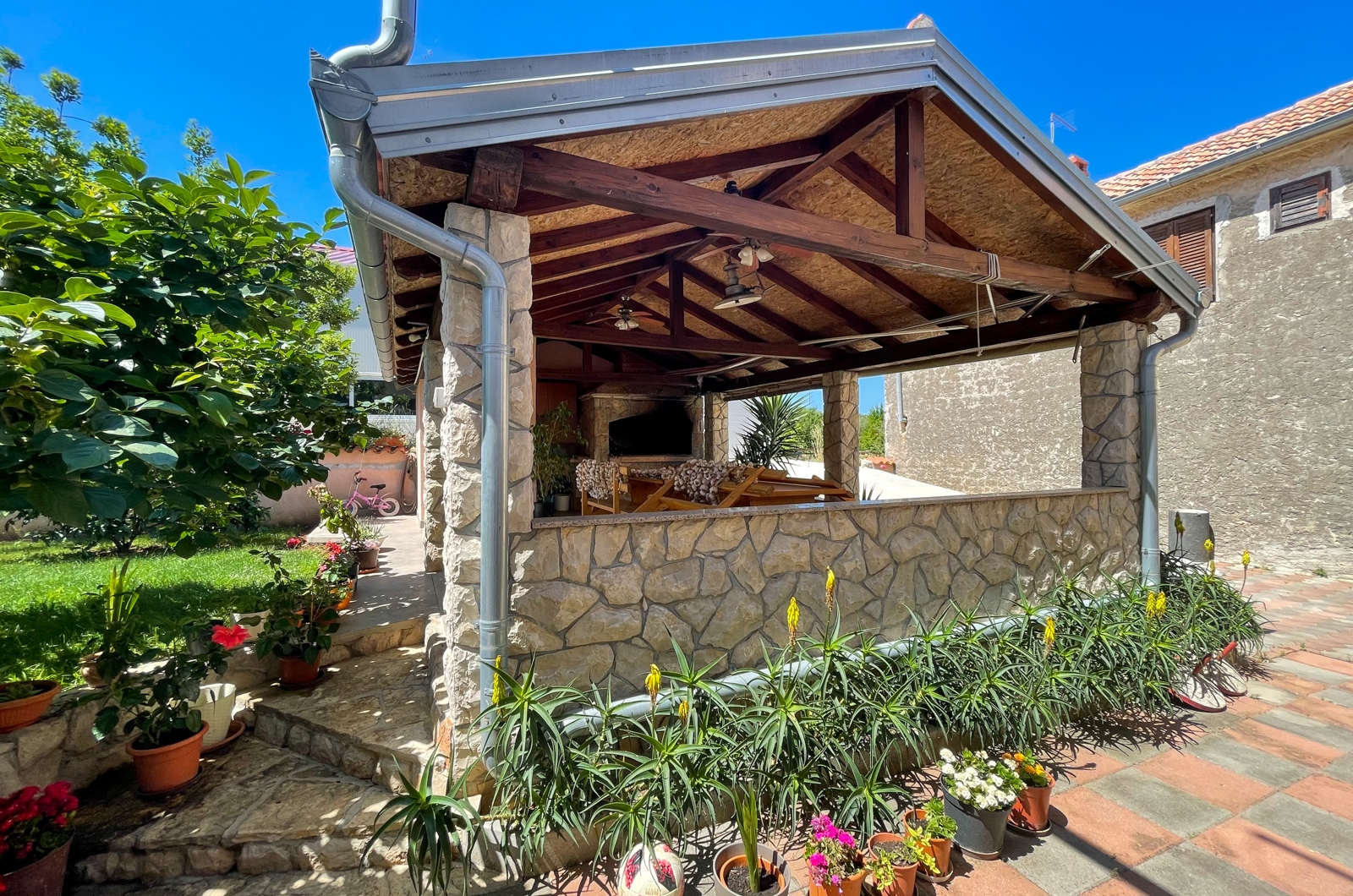 Dvosobni apartman s balkonom Pašman  A-c