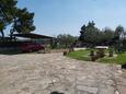 Parking lot Tar, Poreč, Parking lot 6943 - Apartments with pebble beach.