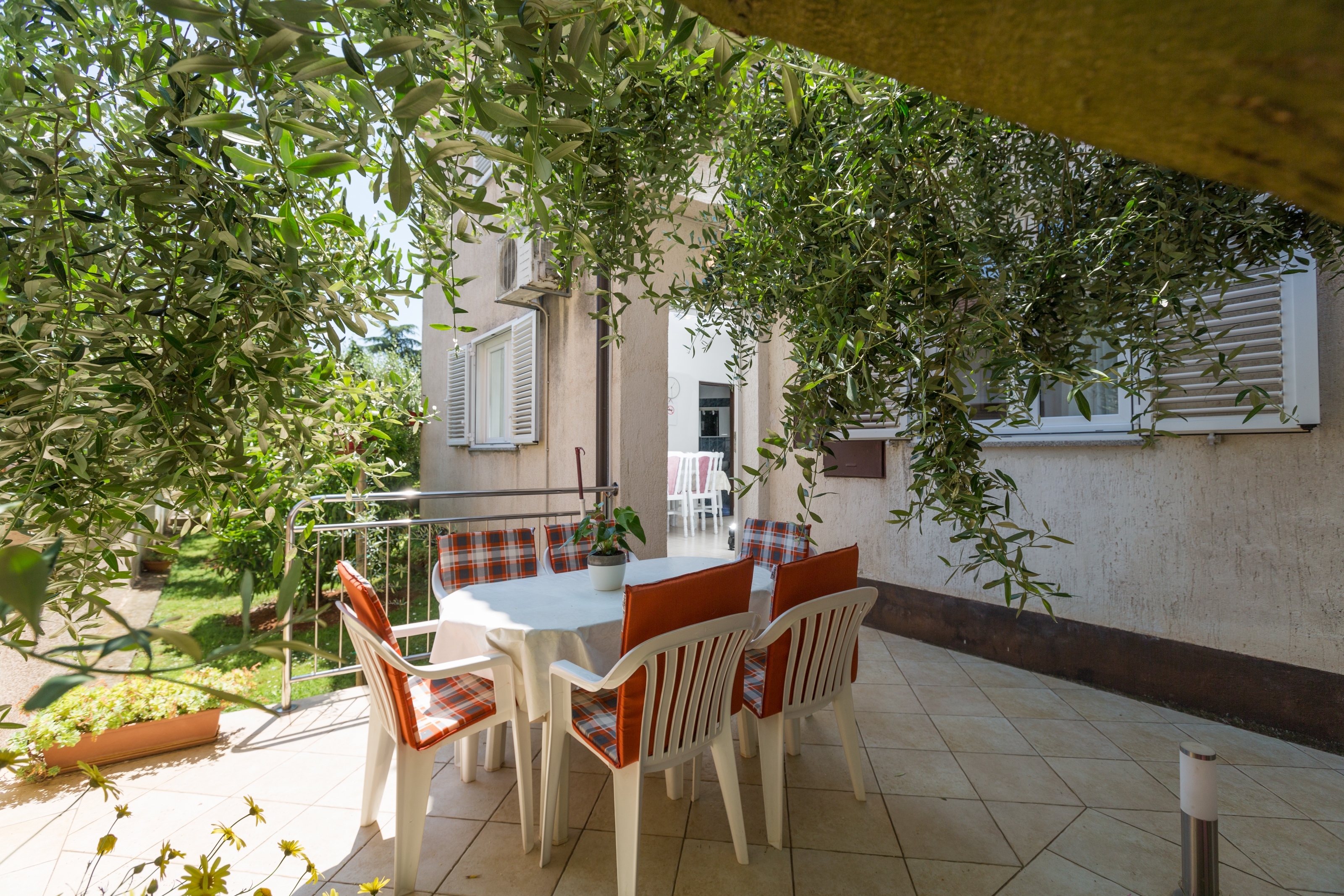 Two bedroom apartment with terrace Tar, Poreč  A-b