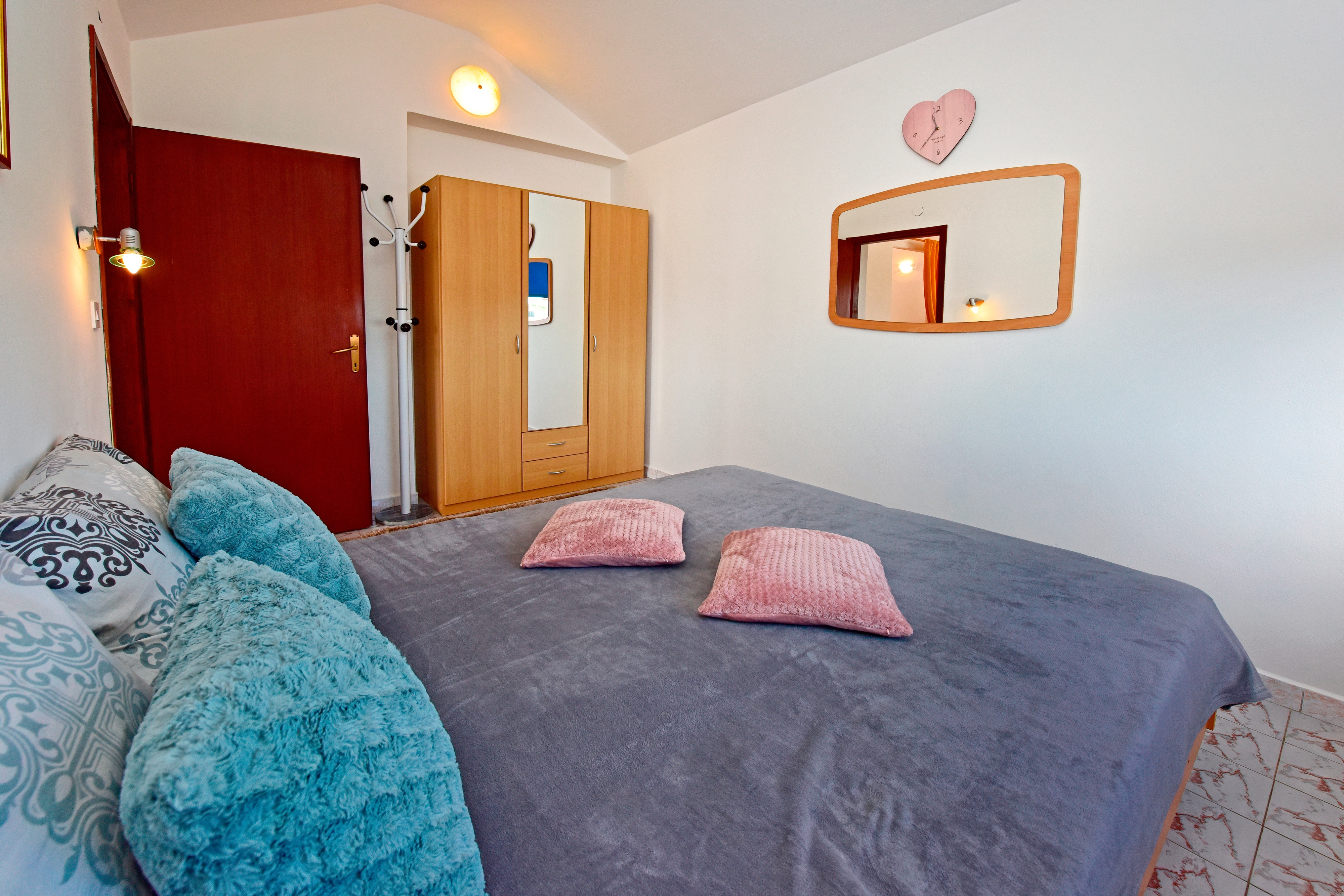 One bedroom apartment with terrace Novigrad  A-a