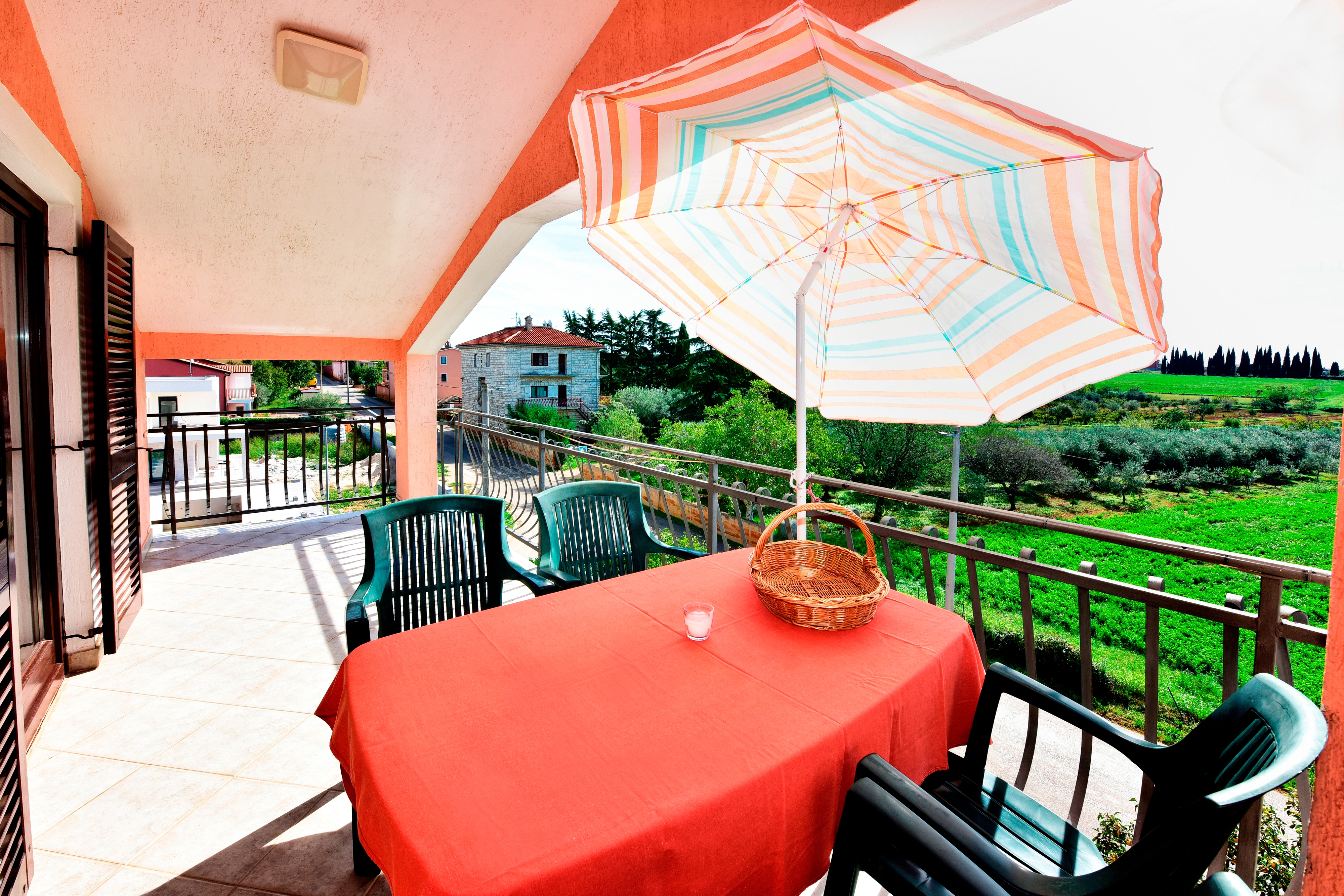 One bedroom apartment with terrace Novigrad  A-a