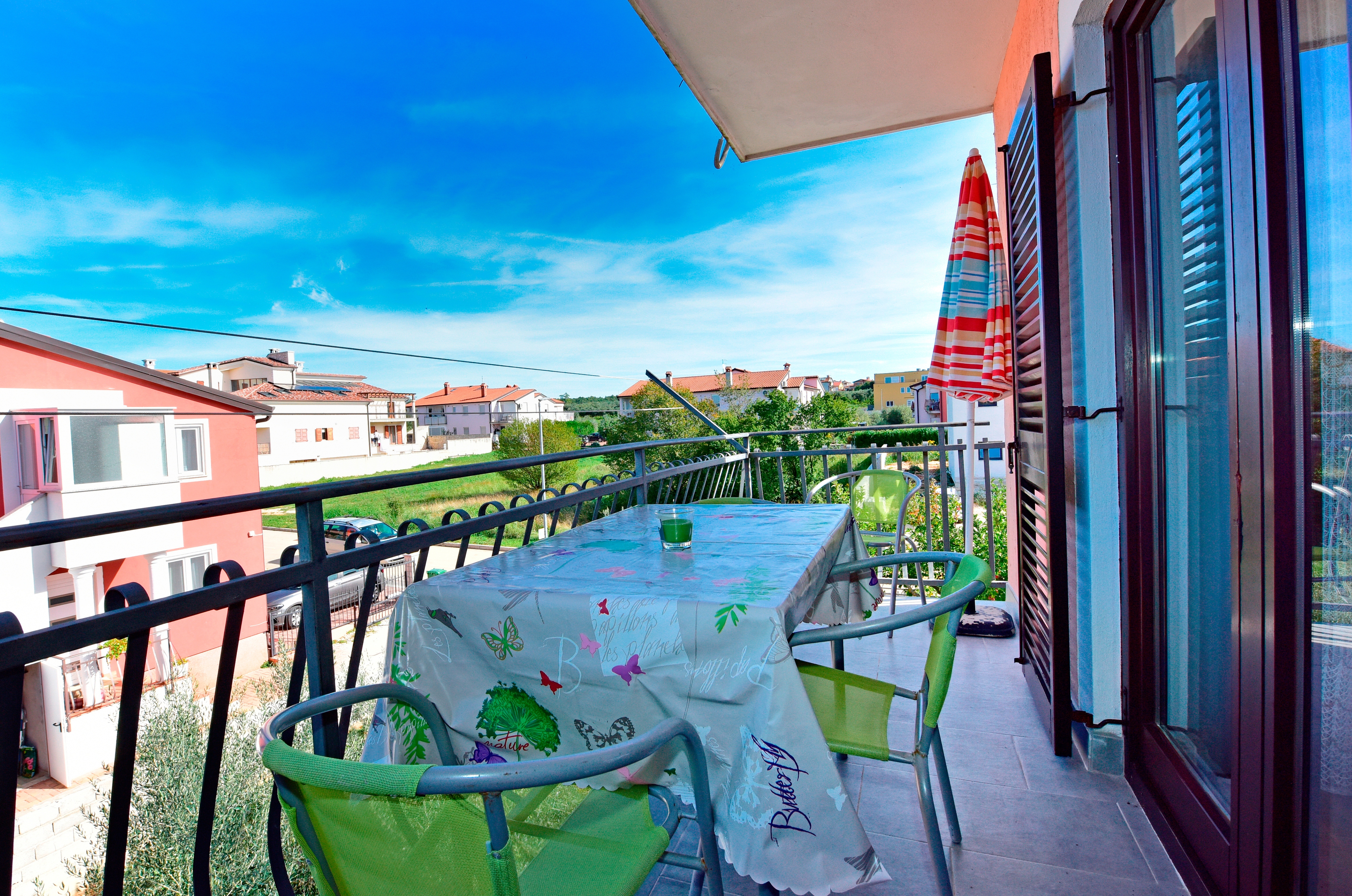 Two bedroom apartment with balcony Novigrad  A-c