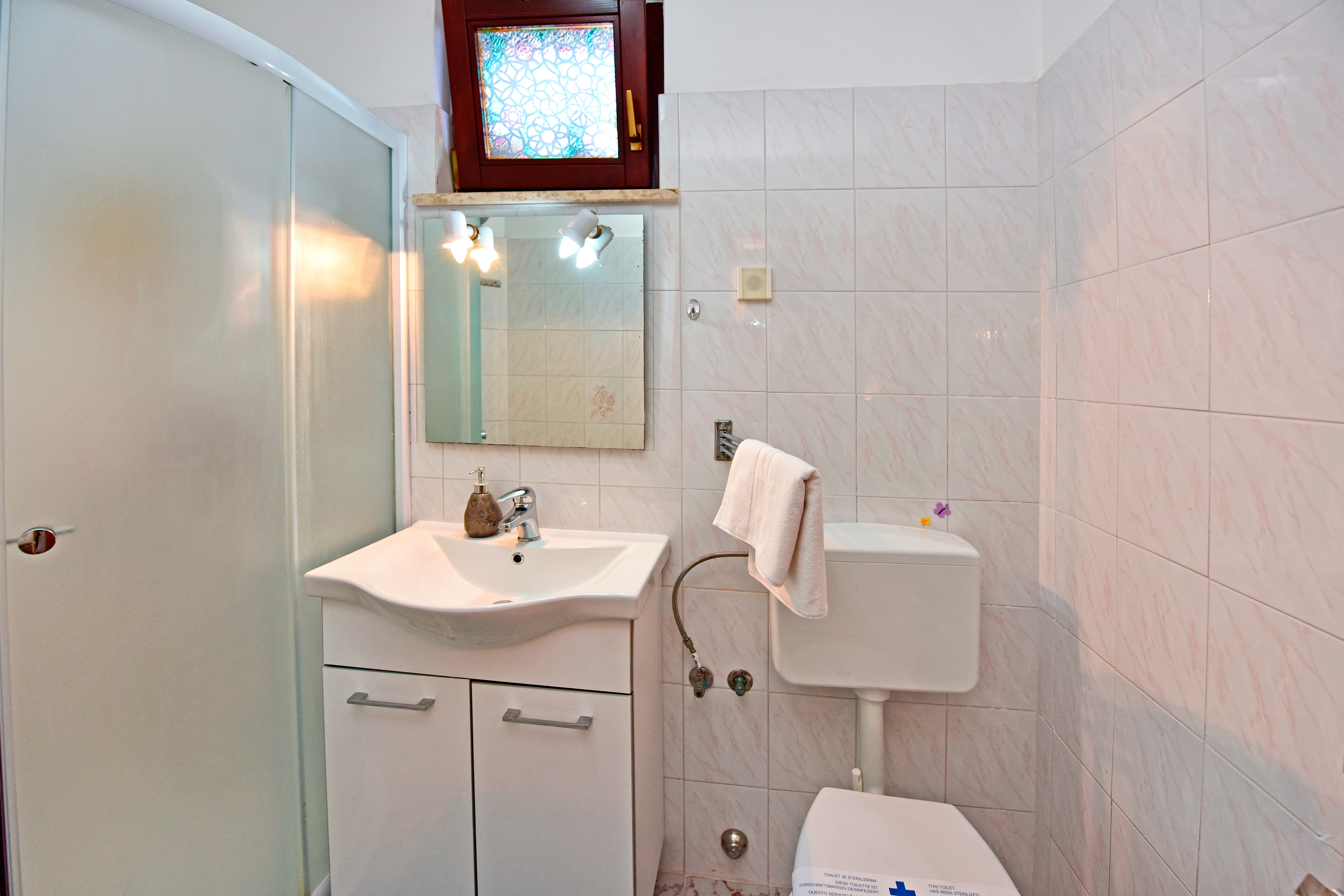 Two bedroom apartment with balcony Novigrad  A-c