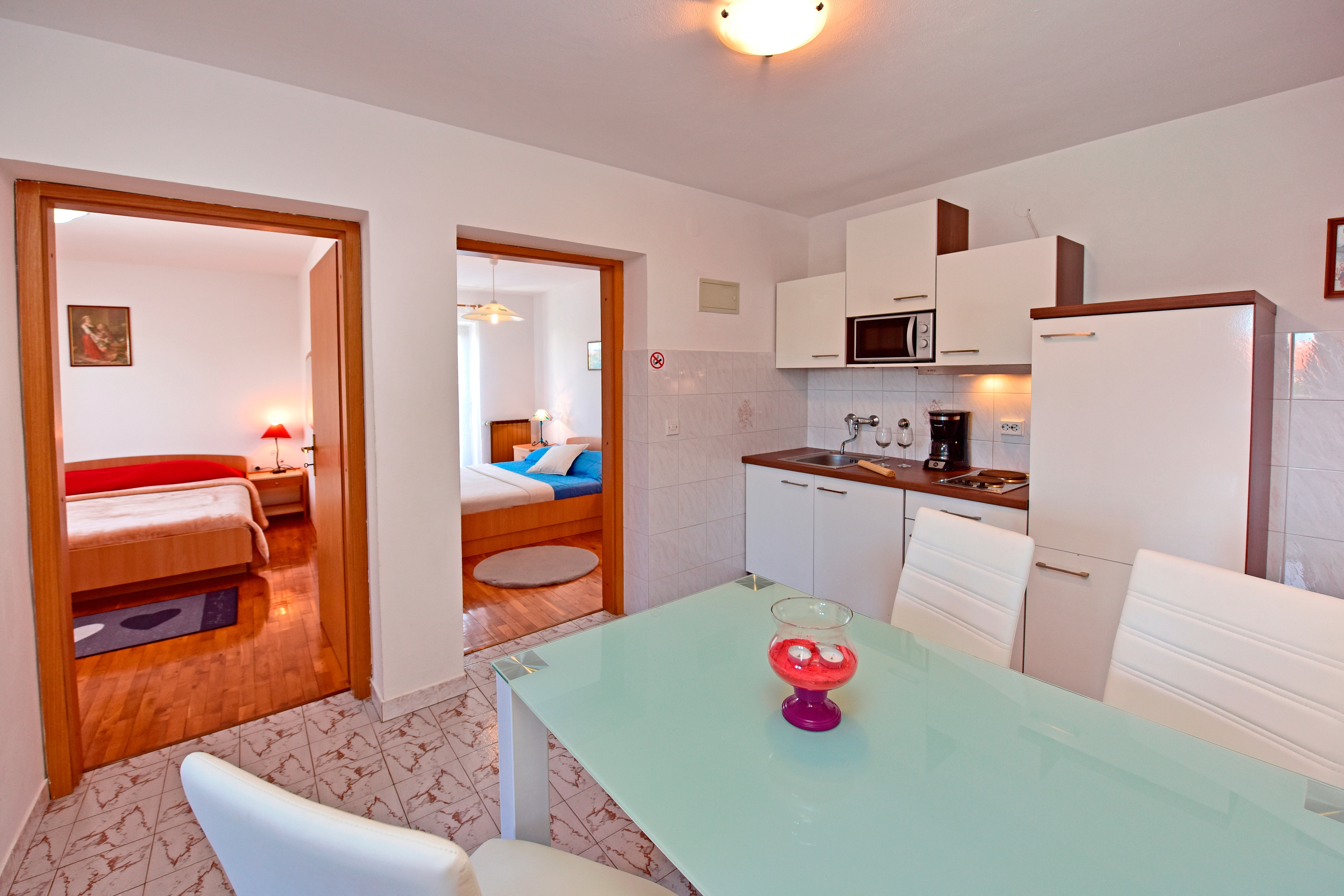 Two bedroom apartment with balcony Novigrad  A-c