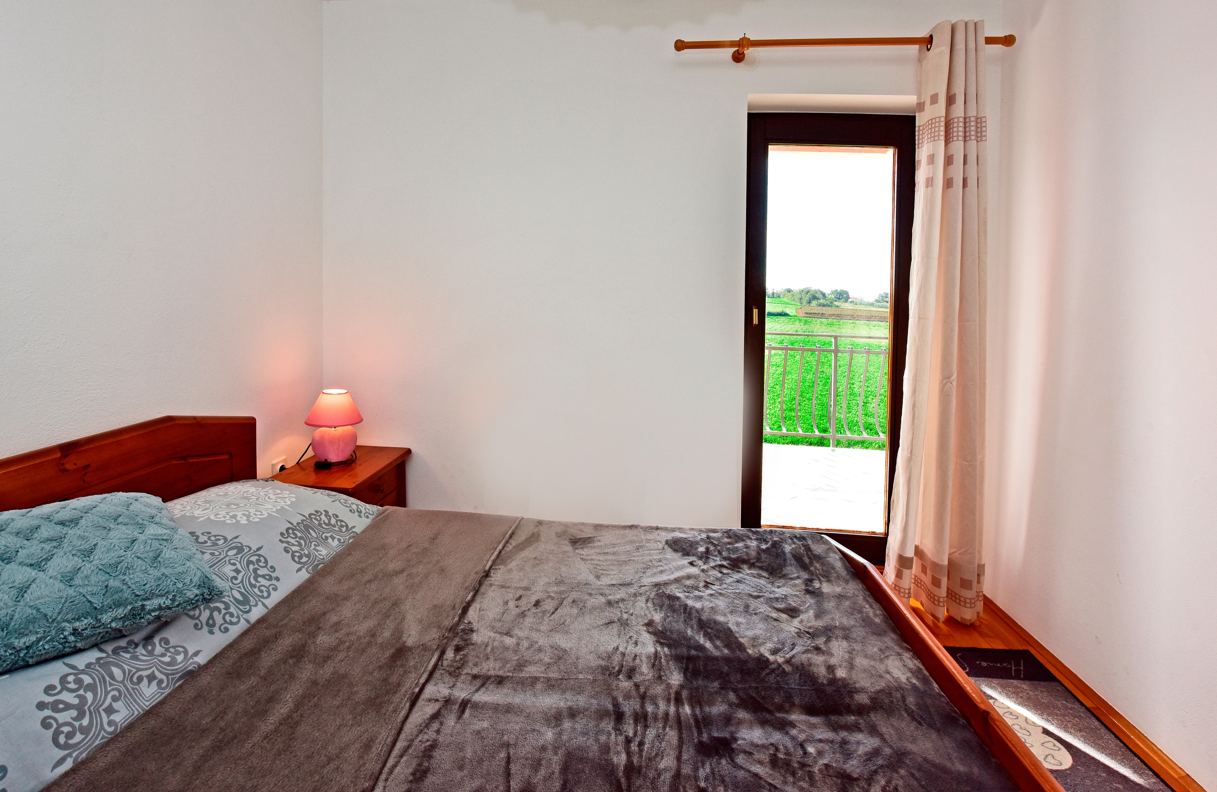 Two bedroom apartment with terrace Novigrad  A-g