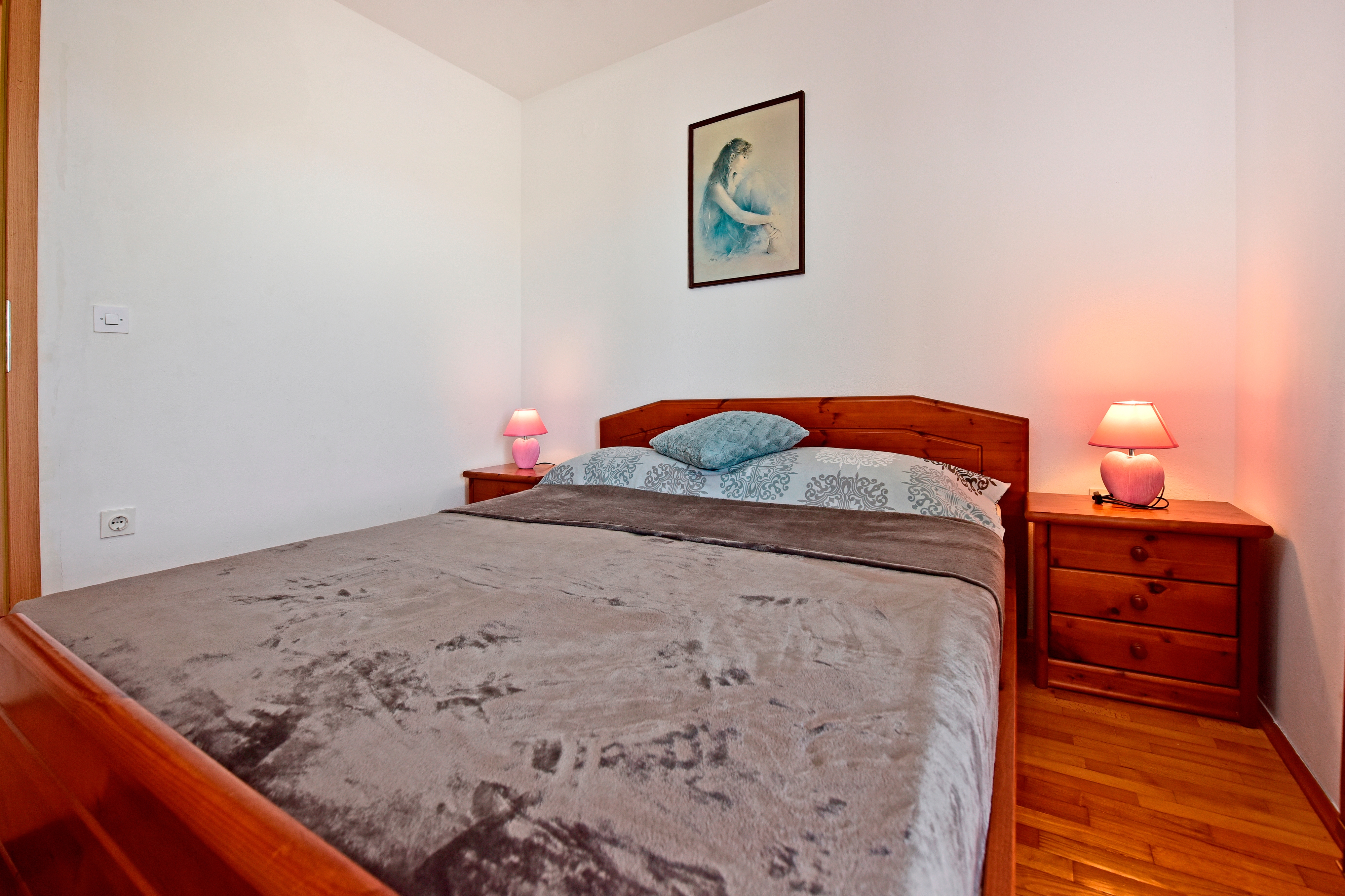 Two bedroom apartment with terrace Novigrad  A-g
