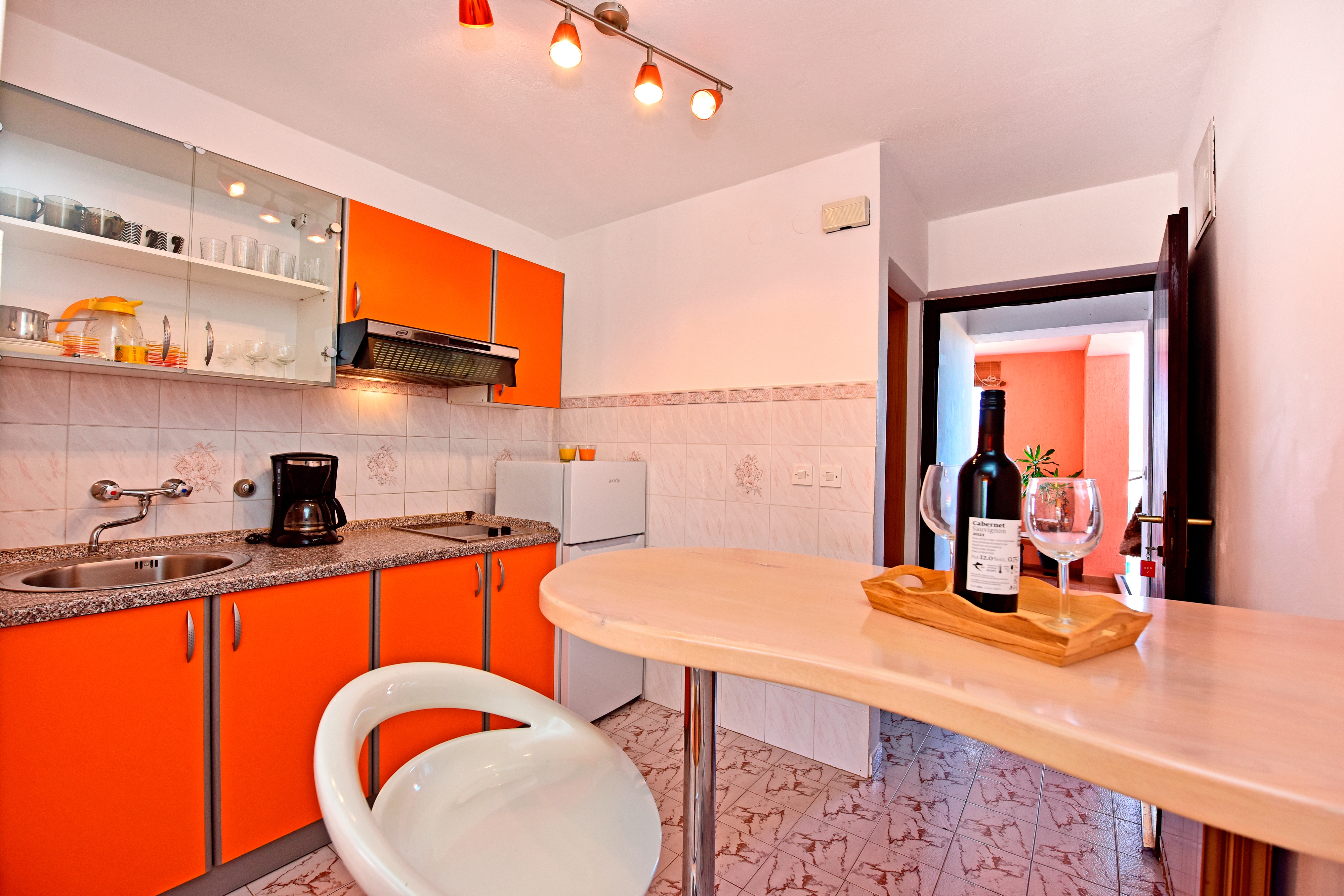 Studio flat with terrace Novigrad (AS-6951-a)