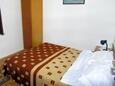 Bedroom 2 Kraj, Bedroom 2 in the apartment, (pet friendly) and WiFi.