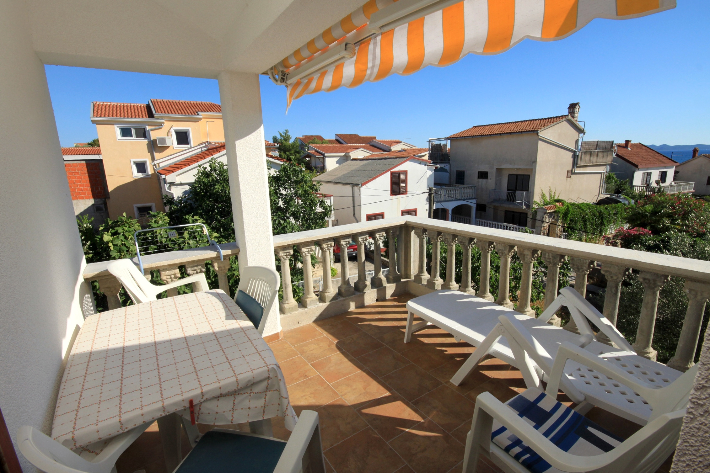 One bedroom apartment with terrace and sea view Ždrelac, Pašman (A-697-b)