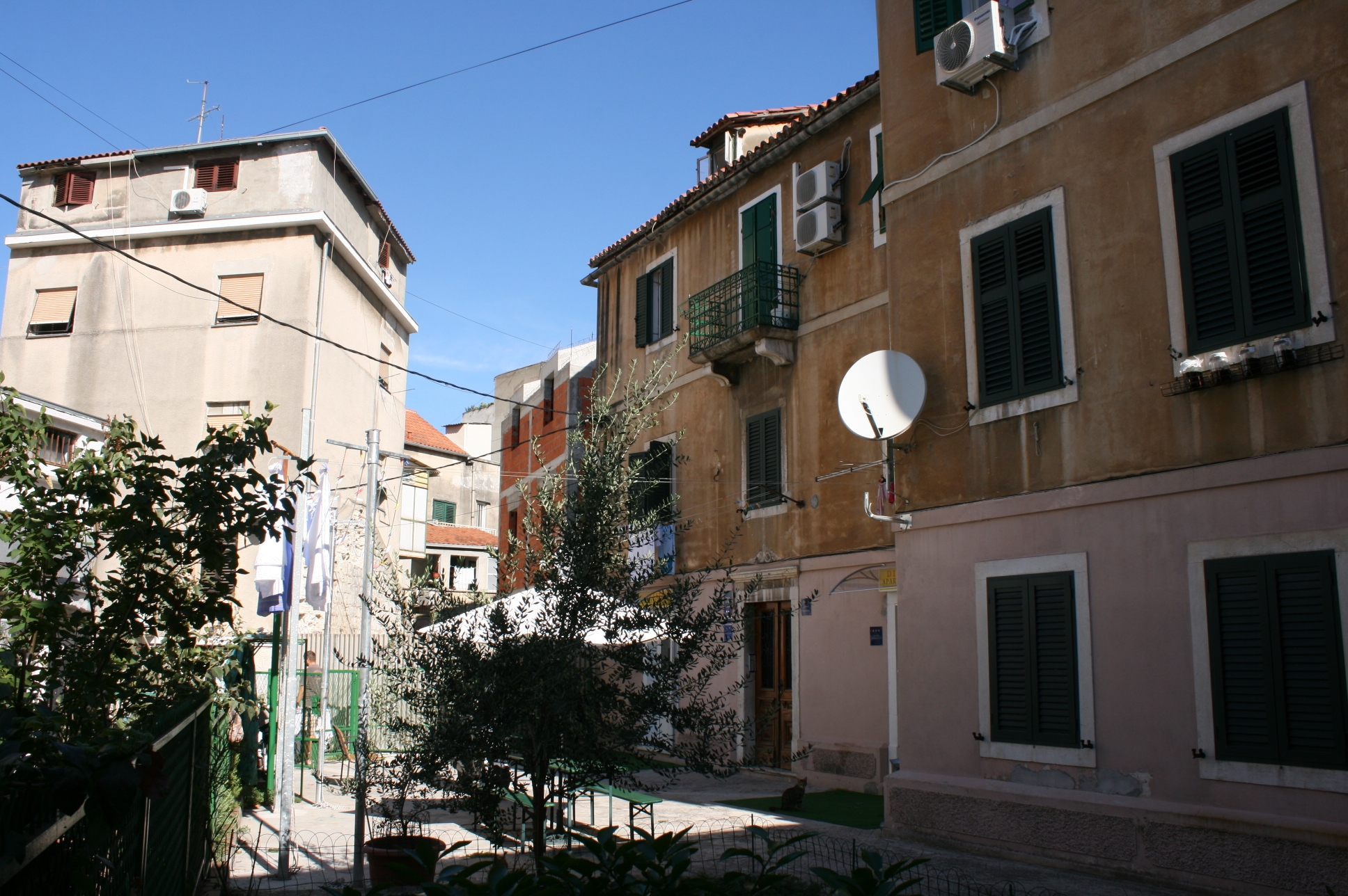 Room with air-conditioning Split  S-b