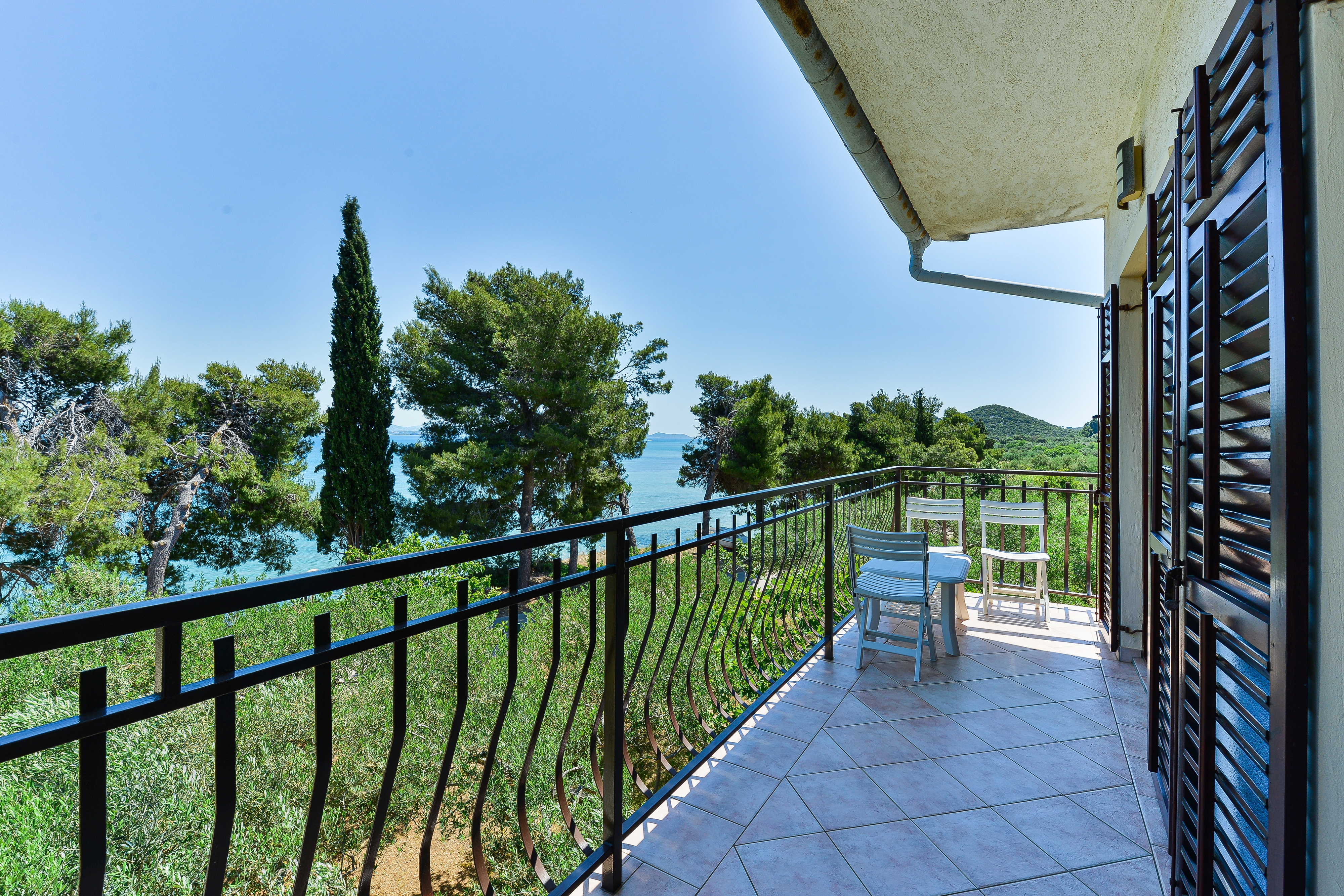 Two bedroom apartment near beach Tkon, Pašman  A-a