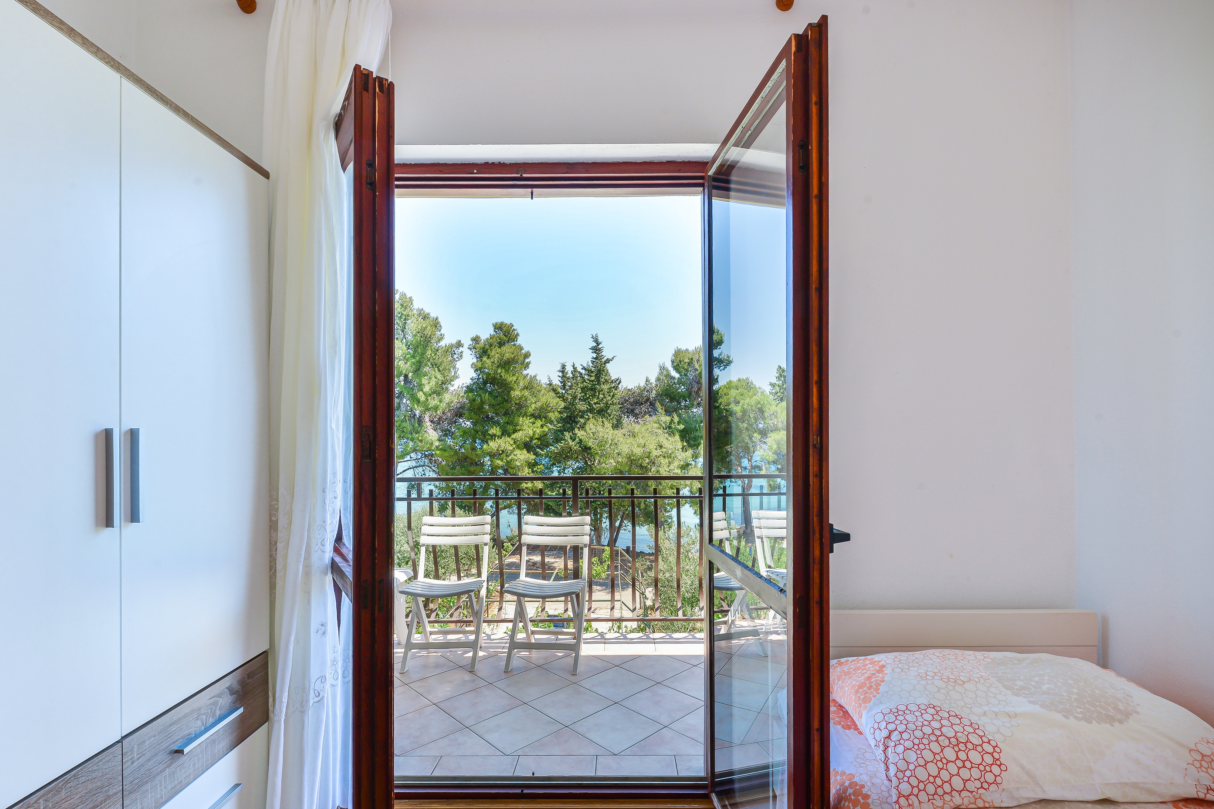 Two bedroom apartment near beach Tkon, Pašman (A-698-a)