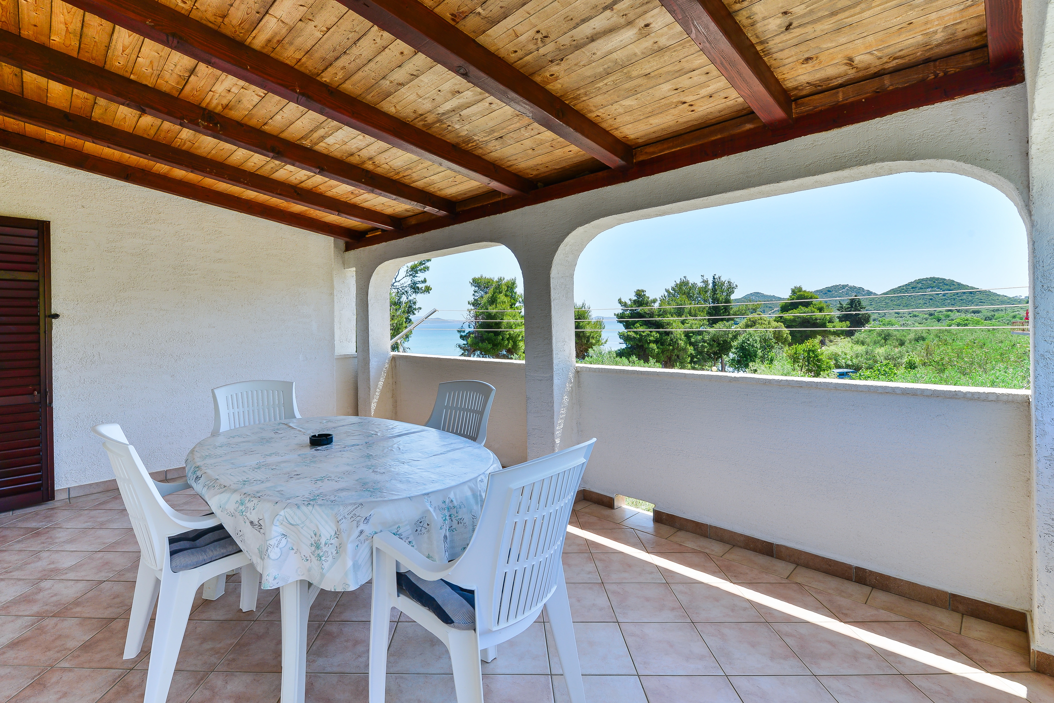 Two bedroom apartment near beach Tkon, Pašman  A-a