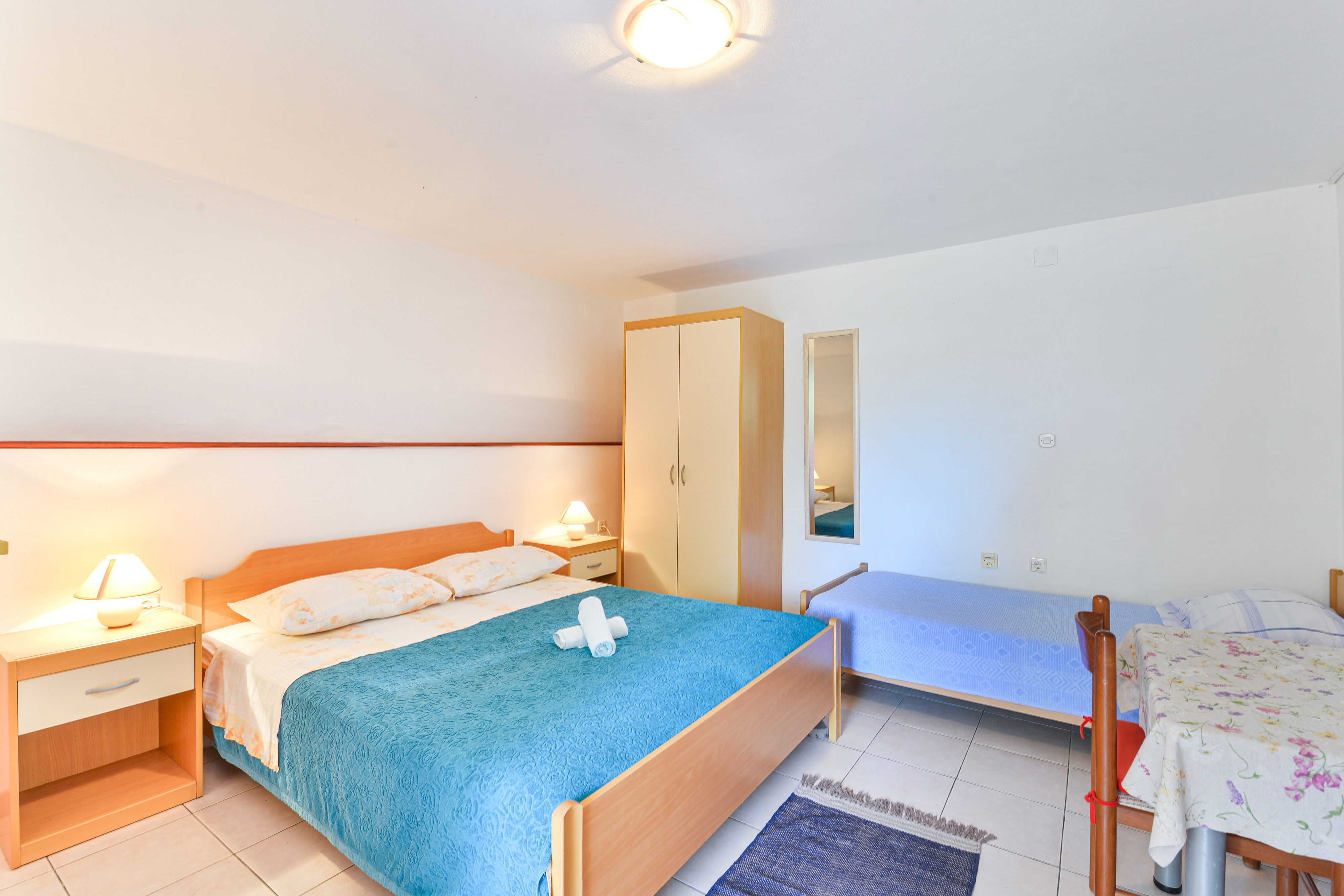 Studio flat near beach Tkon, Pašman (AS-698-a)