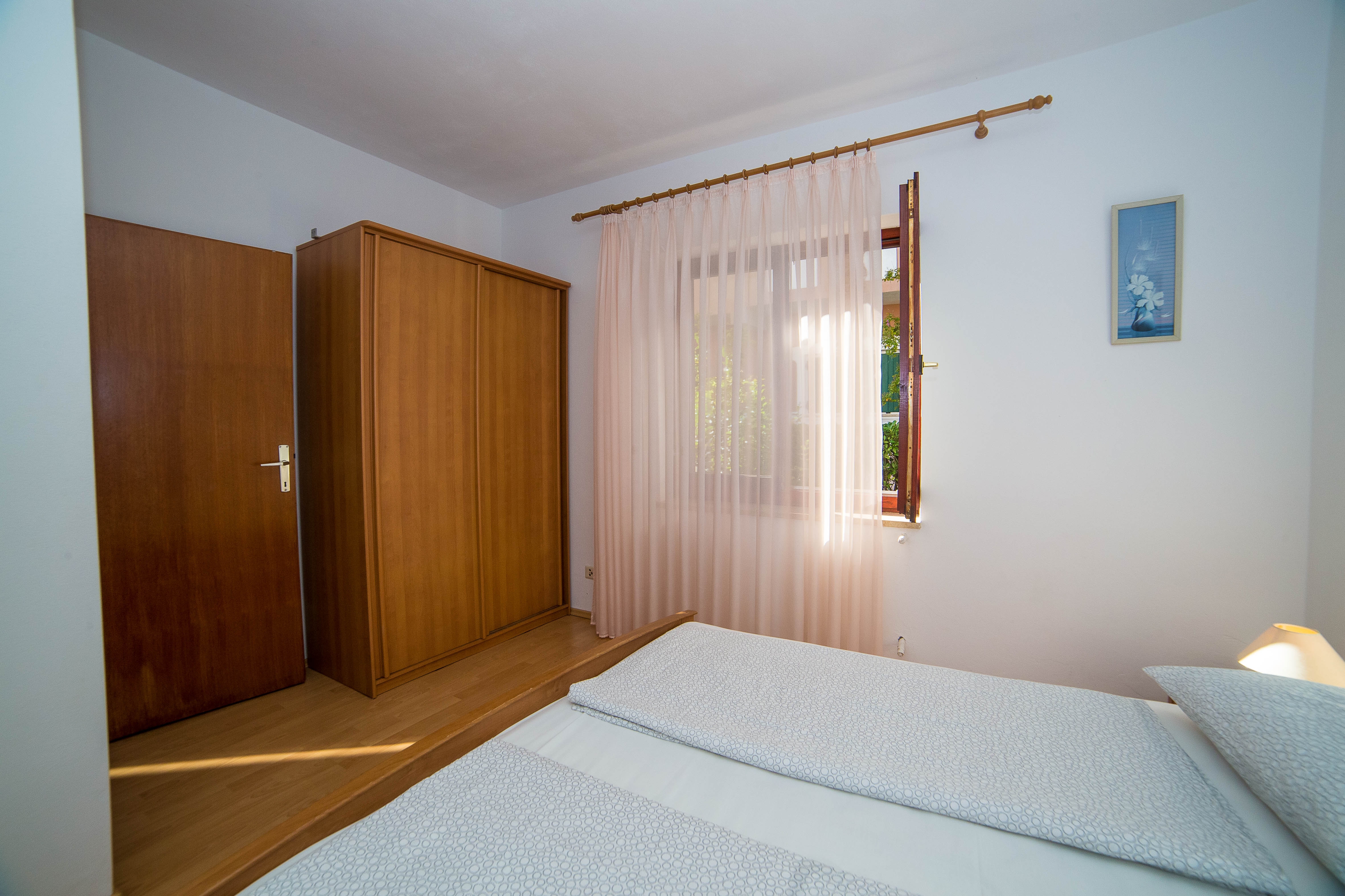 Two bedroom apartment with terrace Poreč  A-a