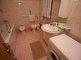 Pula, Bathroom in the apartment, WiFi.